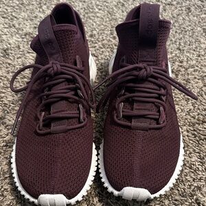 Adidas Maroon/Burgundy Men’s Knit Sneakers size 8